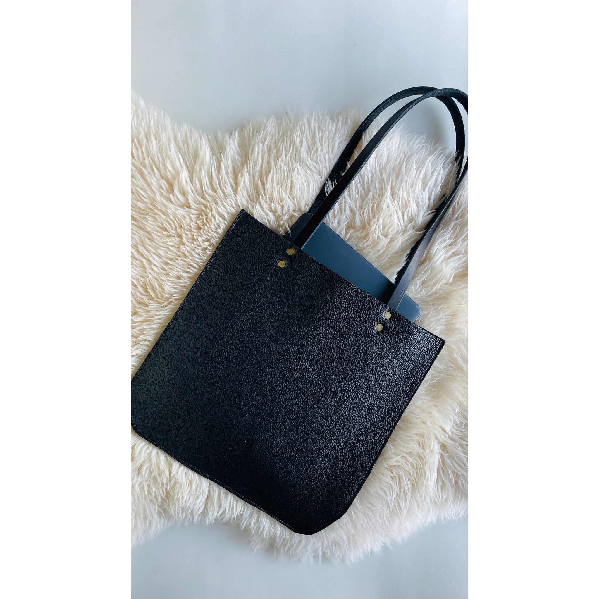 Josie Bag - Black Leather – Cecelia Stitch